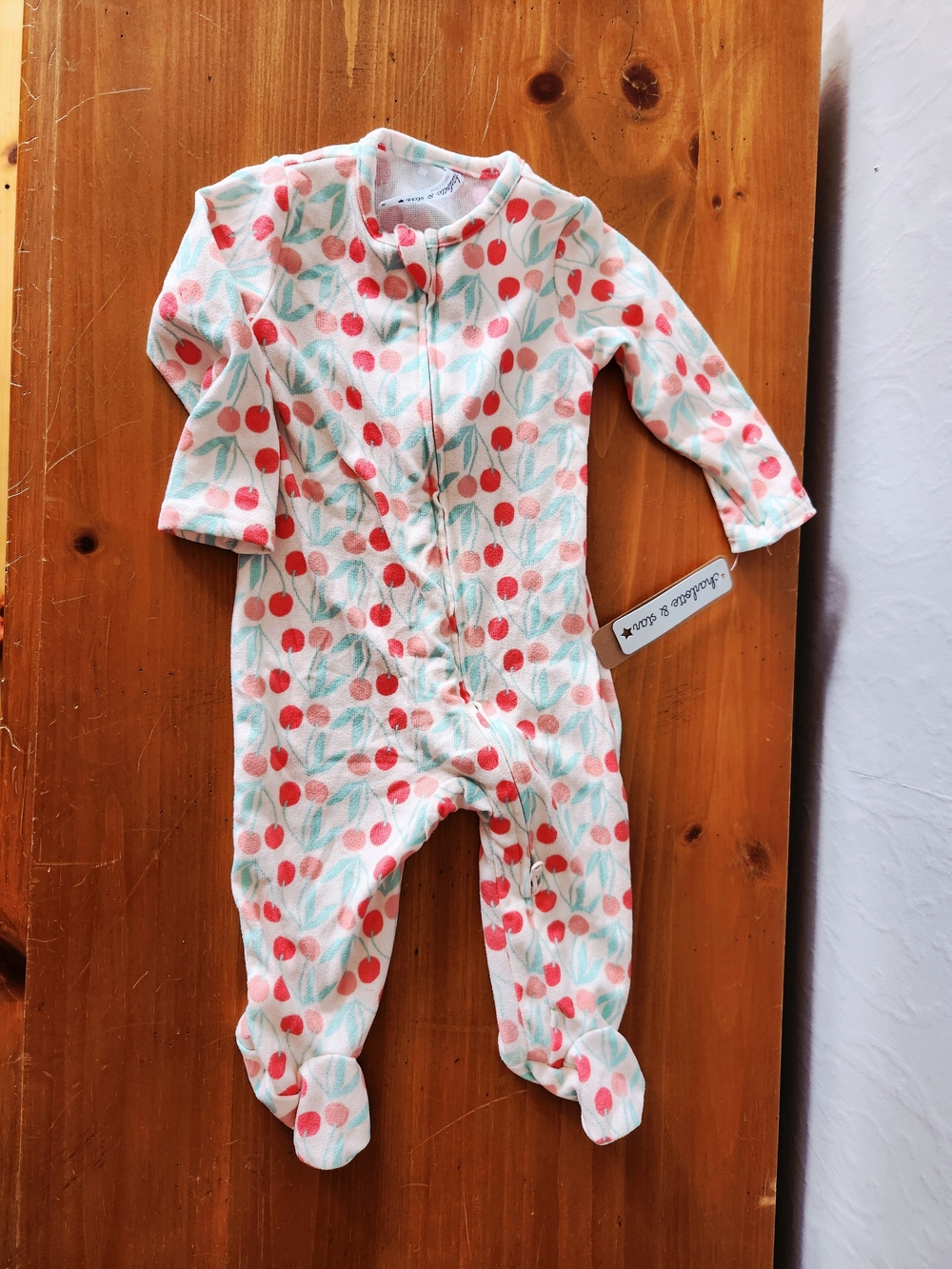 NWT Charlotte & Star 3-6m Cherry Print Soft Footie